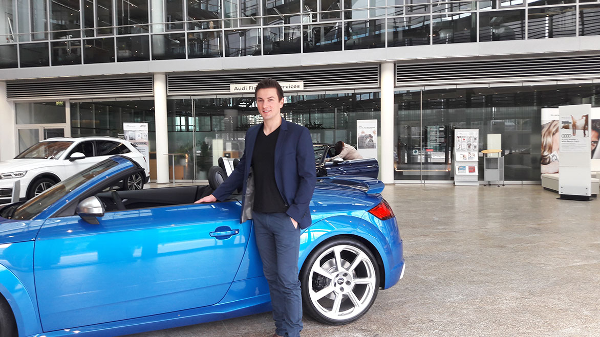 Rainer Heimbüchler, Audi-Eigenschaftsentwickler für Fahrzeugsicherheit hat berufsbegleitend „International Business für Ingenieure“ an der TH Ingolstadt auf Master studiert.